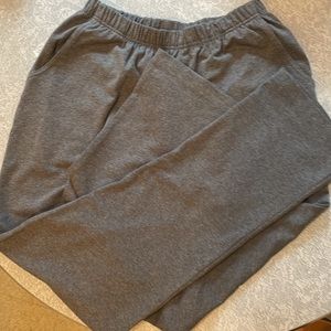 Size small regular L.L. Bean  pants